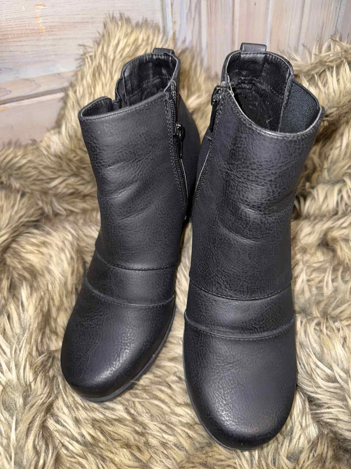8 - Vintage 7 Eight Wedge