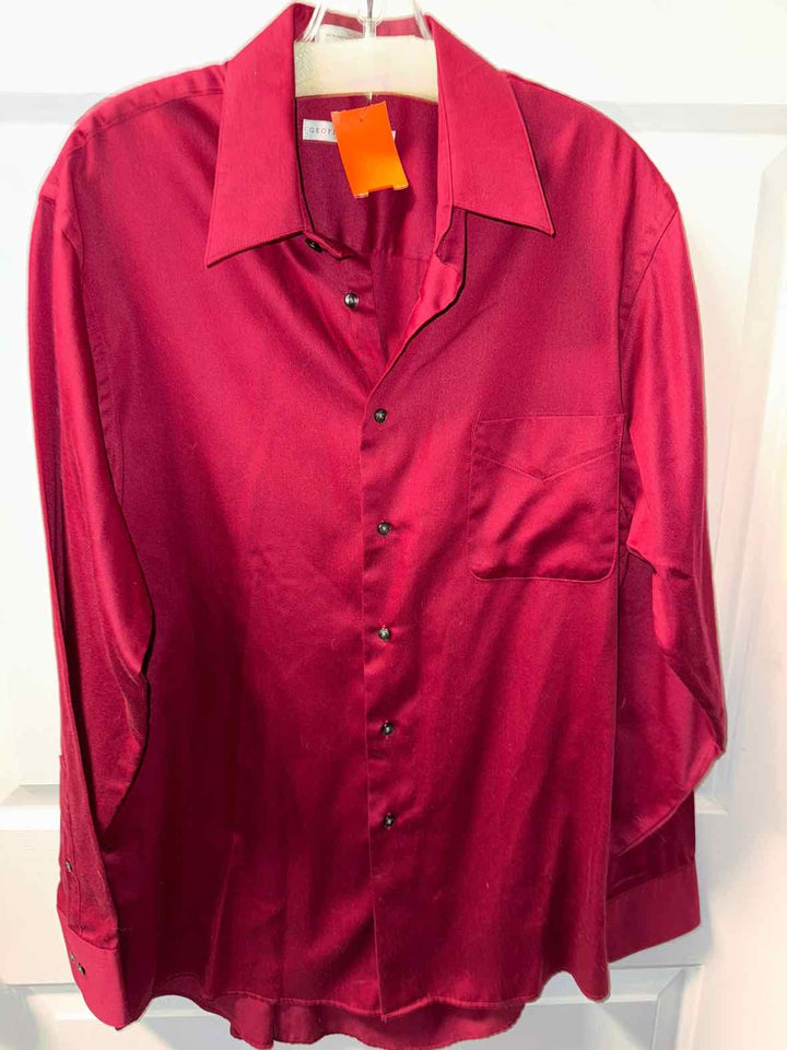 16 - Geoffrey Beene Long Sleeve Button Up
