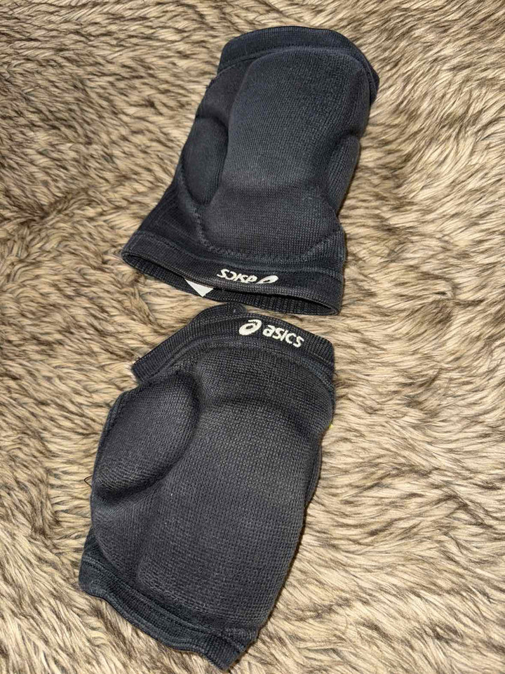 Asics Knee Pads