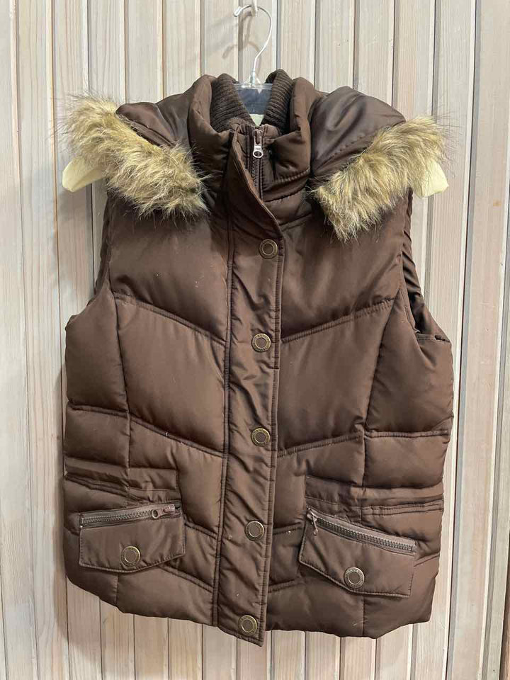 M - Maurices Vest