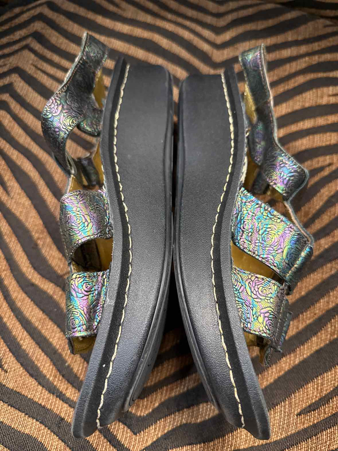 8.5 - Alegria Sandals