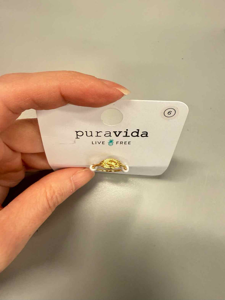 Jewelry - Puravida Ring