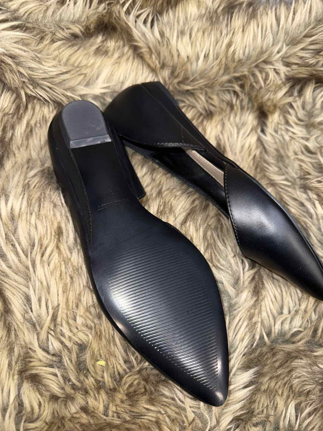 7M - Nine West Flats