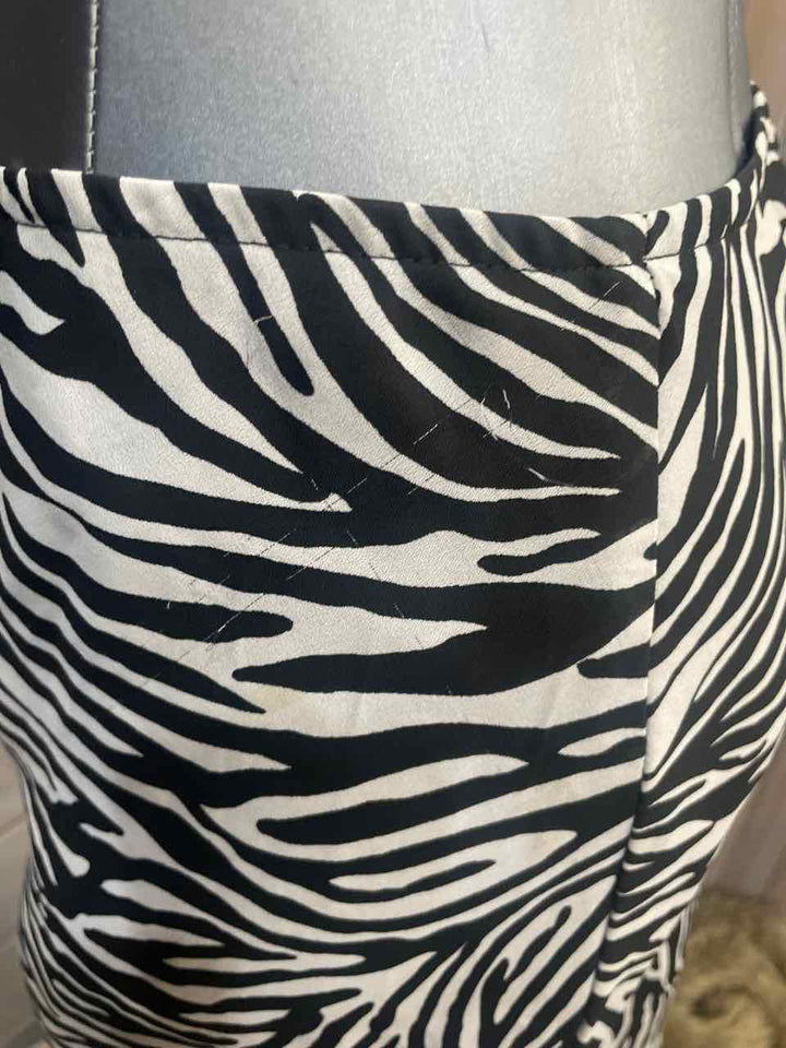 M - Skirt