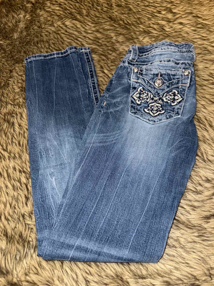 27 - Miss Me Jeans