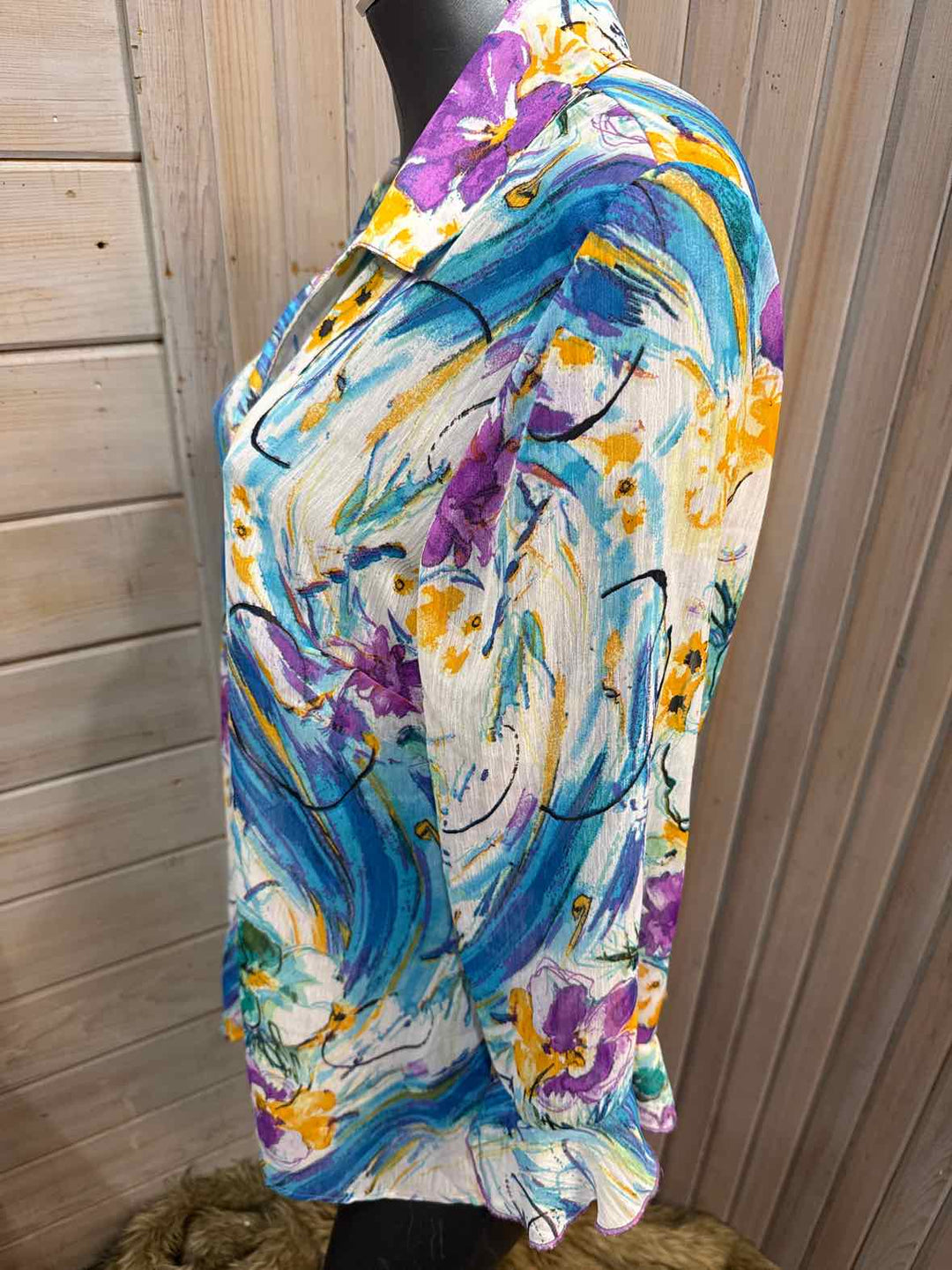 L - BFA Classics Button Down