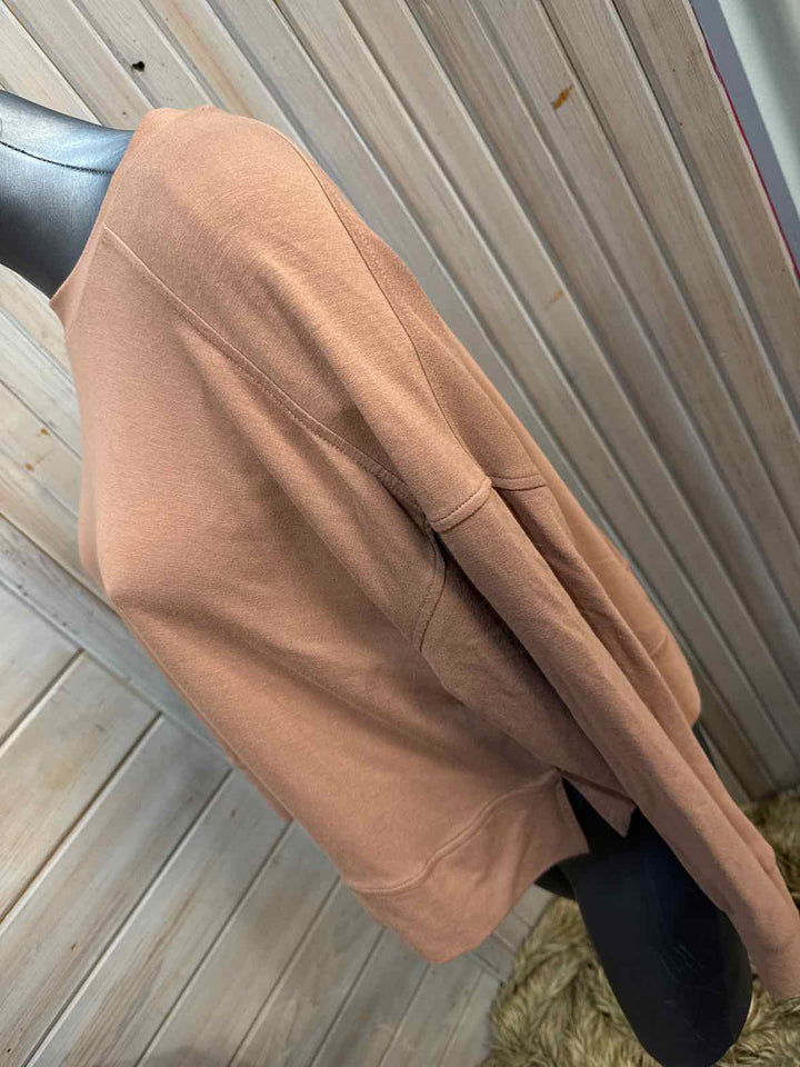 M - Old Navy Sweatshirt