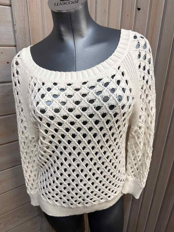 M - American Eagle Sweater