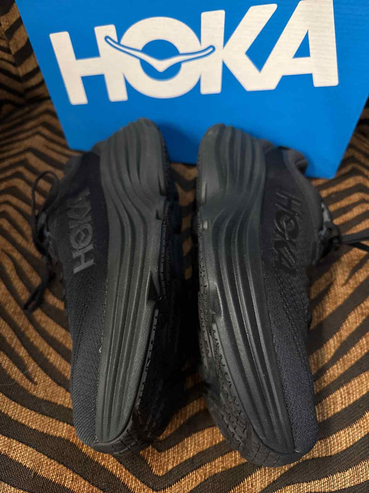 9.5 - Hoka Sneakers