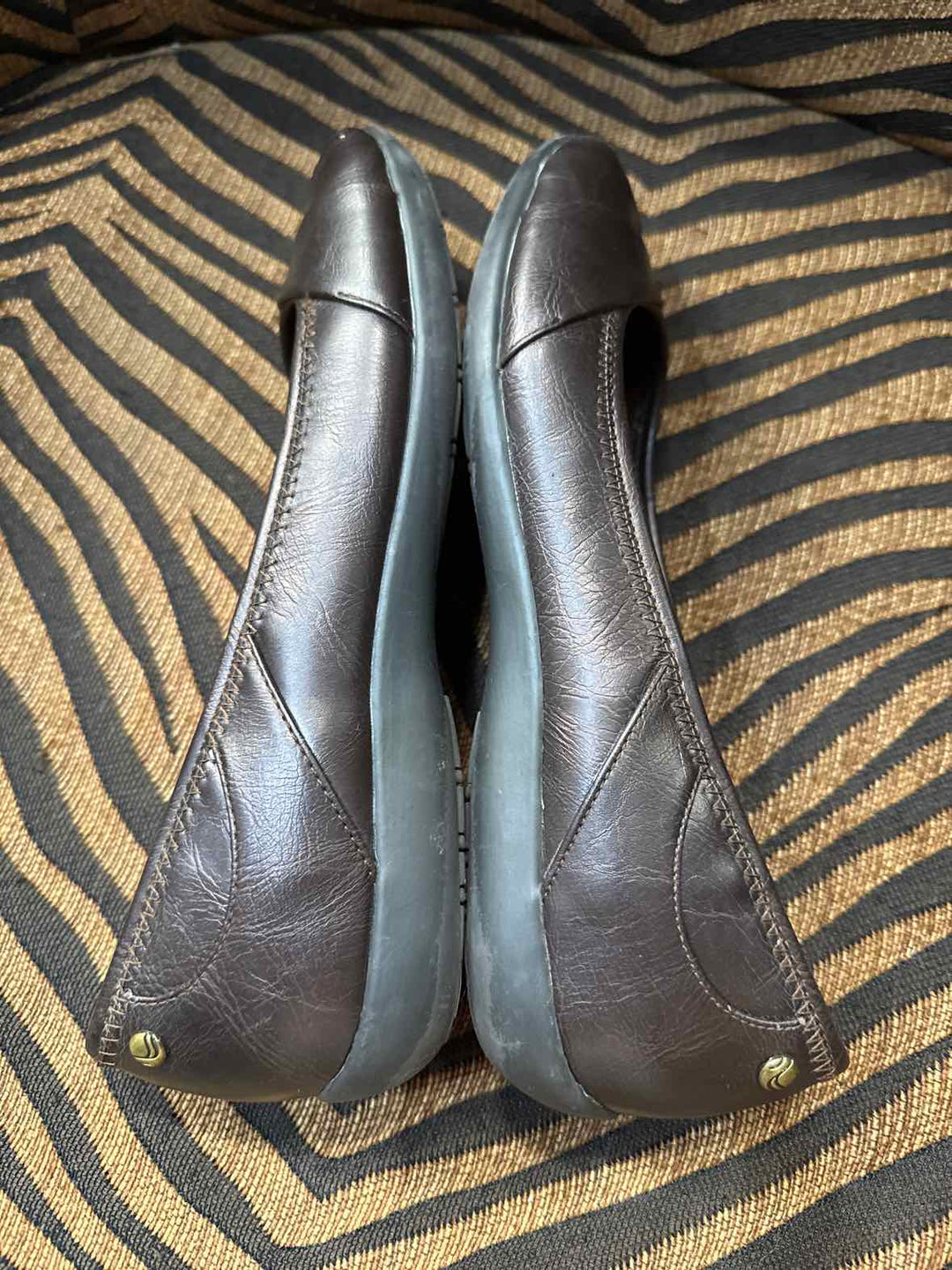 8.5 - Life Stride Flats