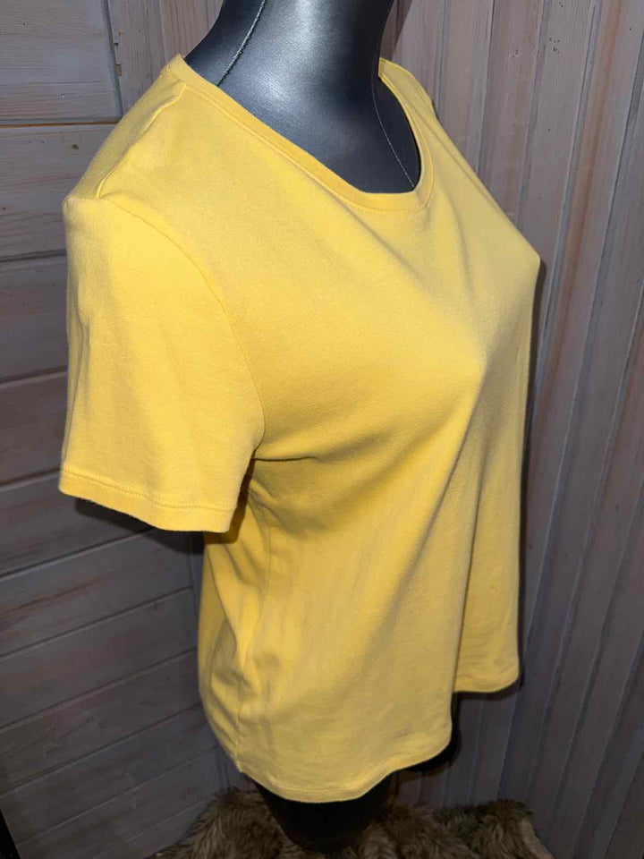 M - Laura Scott T-Shirt