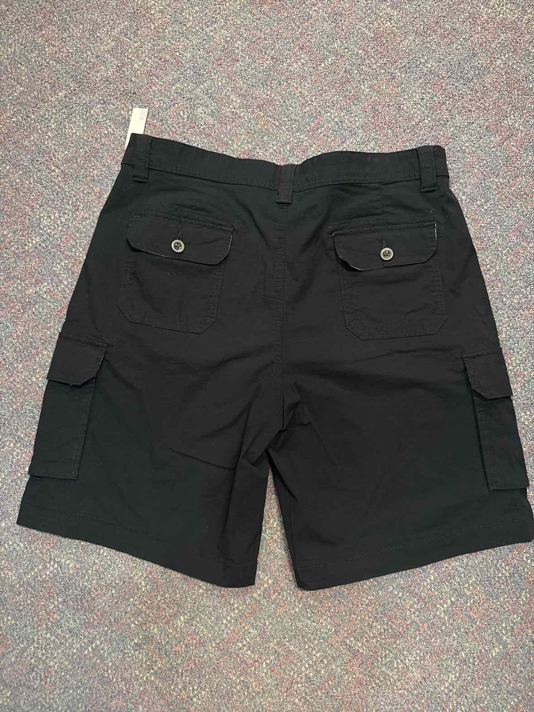 38 - Amazon Essentials Shorts