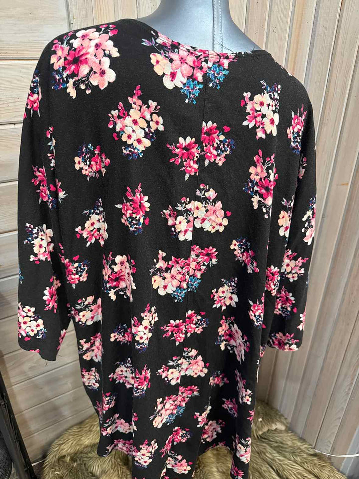 L - LuLaRoe Kimono