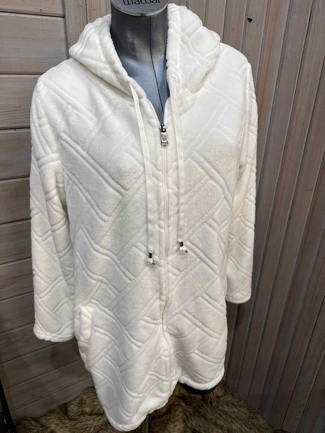 L - lug Hoodie Jacket