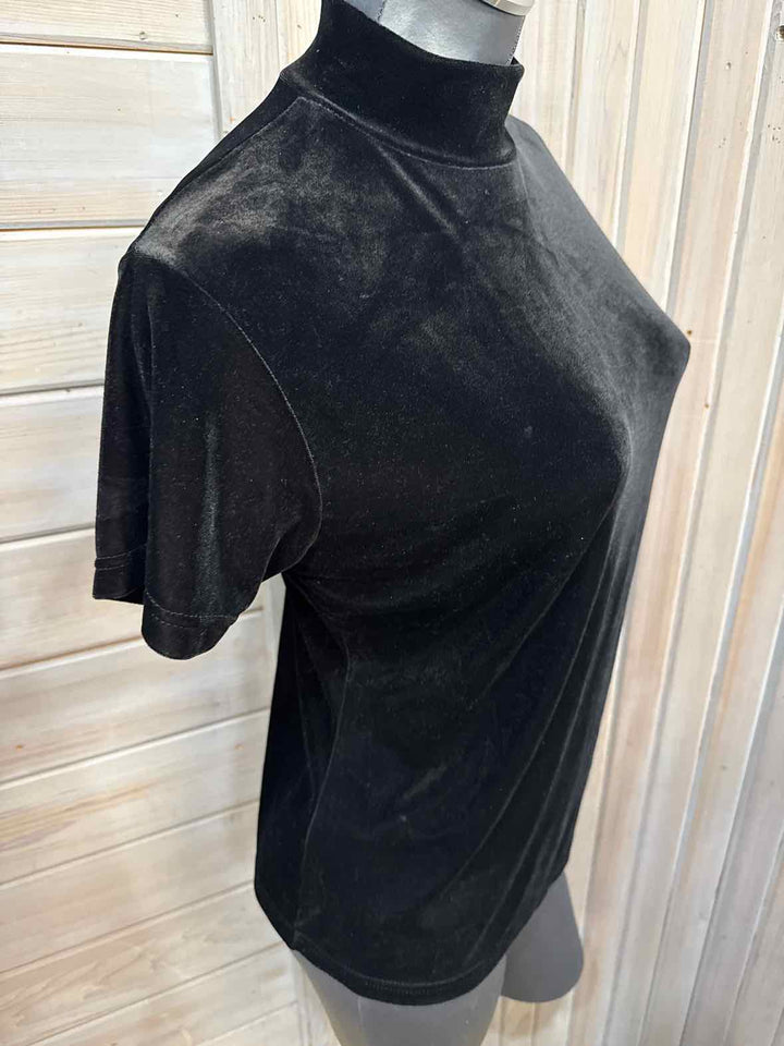 M - Merona T-Shirt