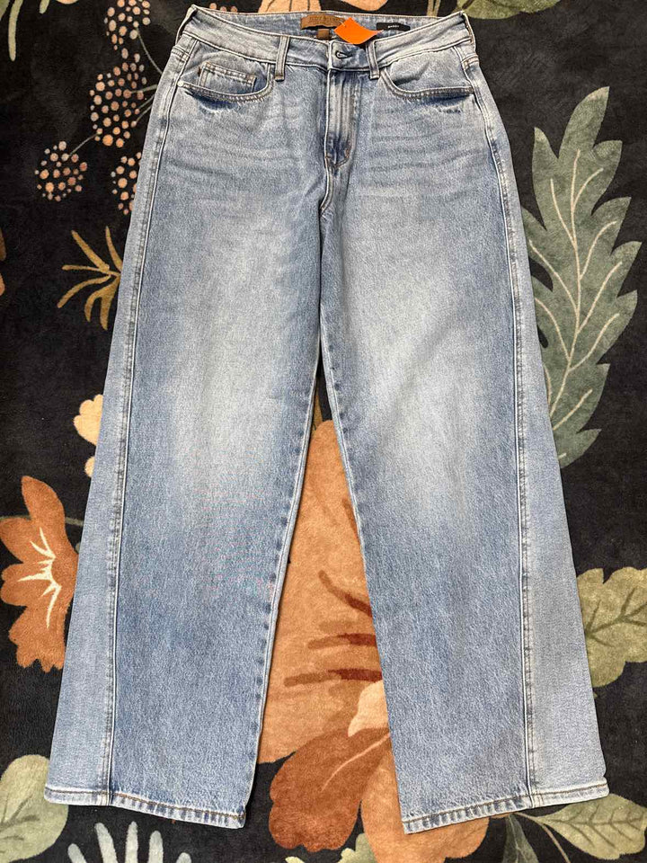 7/28 - Judy Blue Jeans