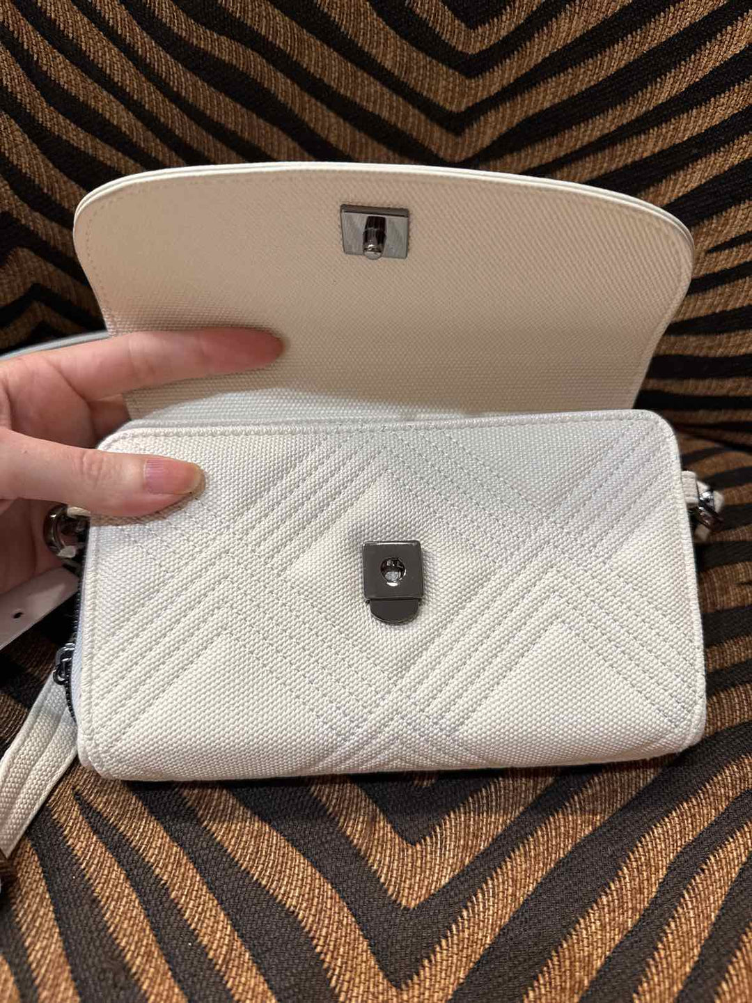 Purse - lug Crossbody