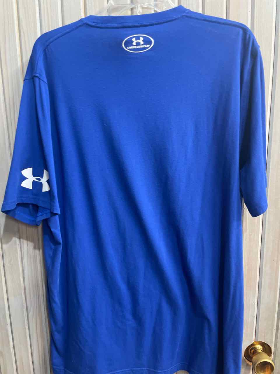 XL - Under Armour T-shirt