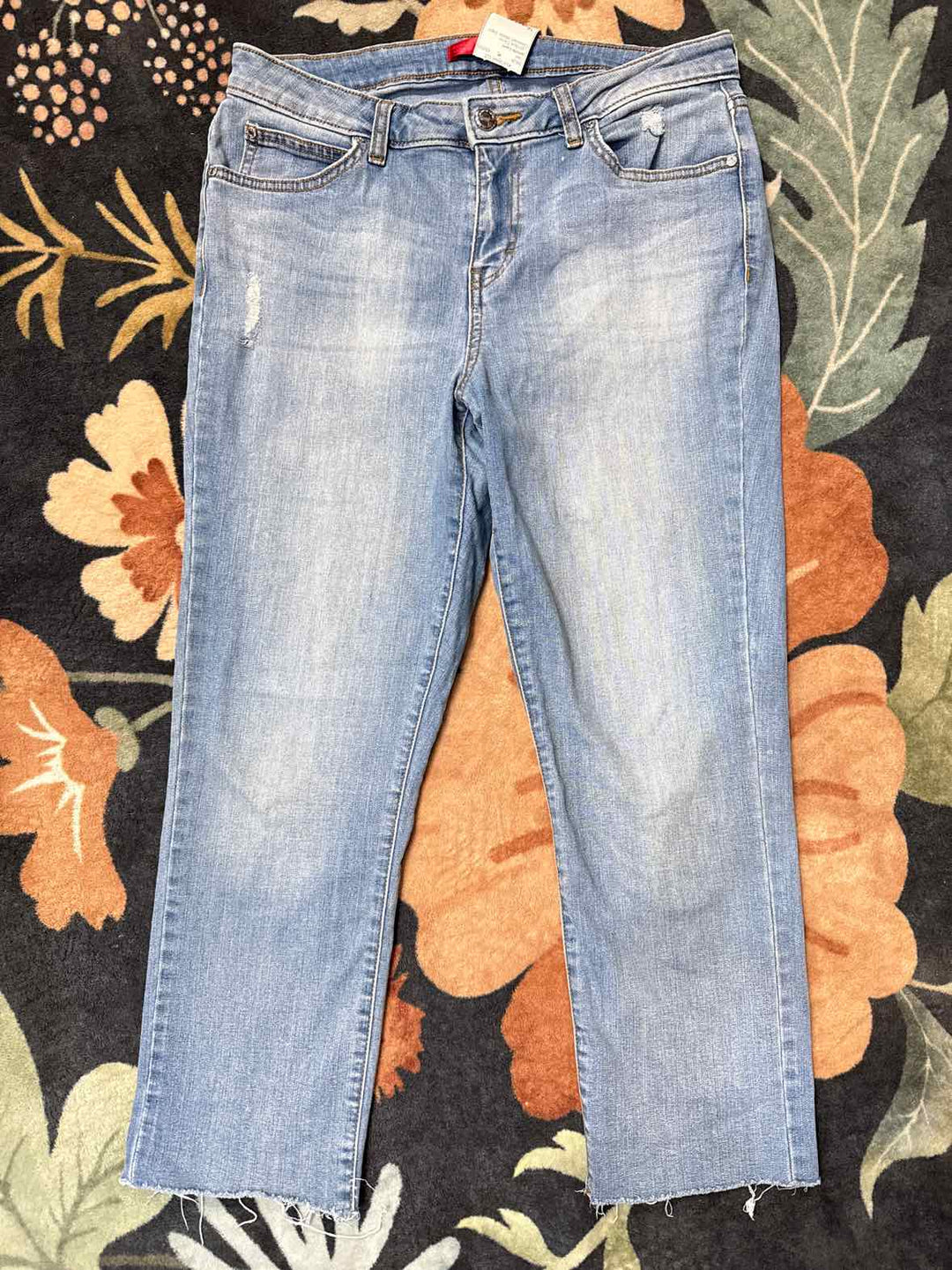 12 - Jennifer Lopez Capri