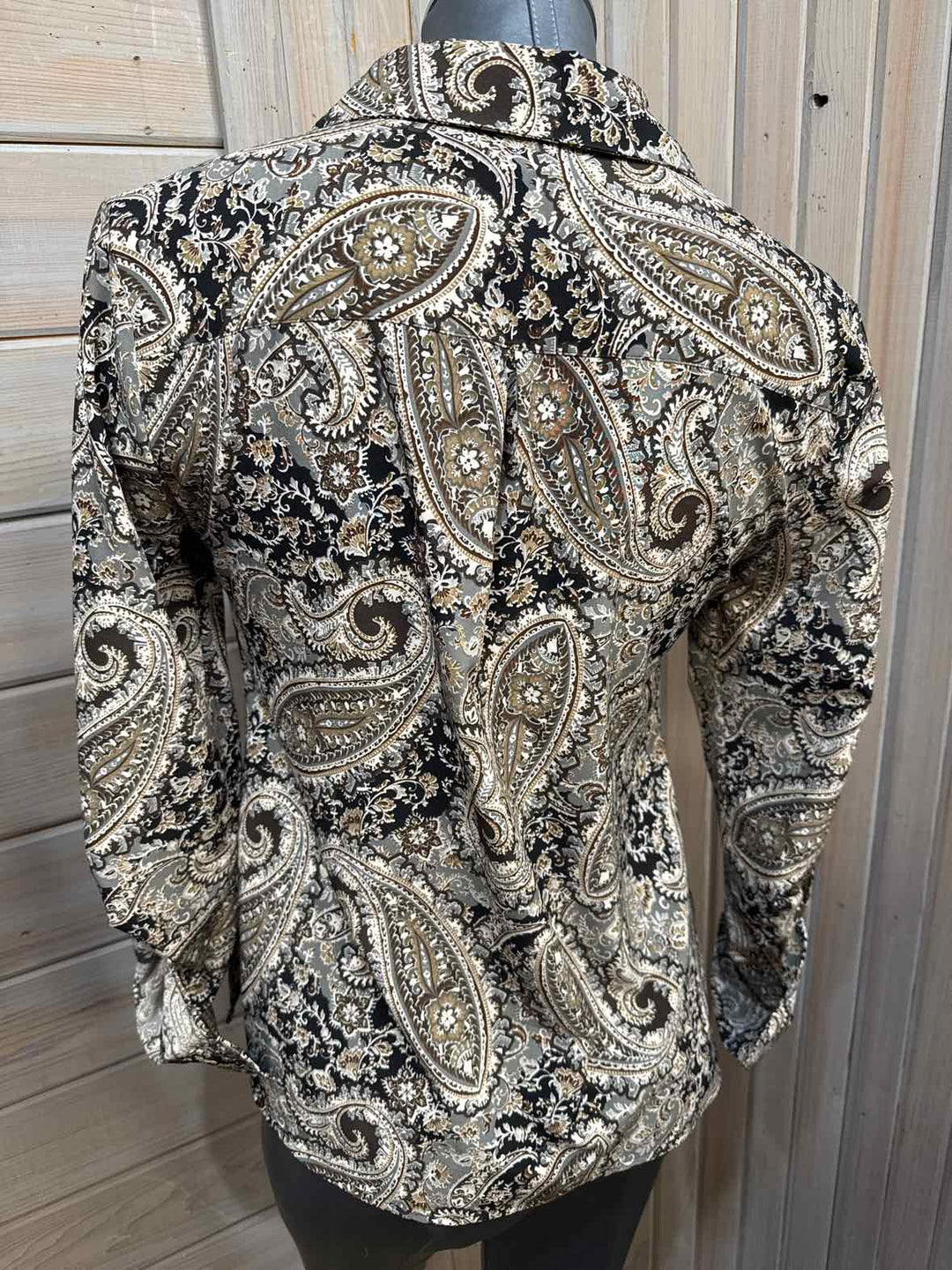 S - Studio Works Button Down