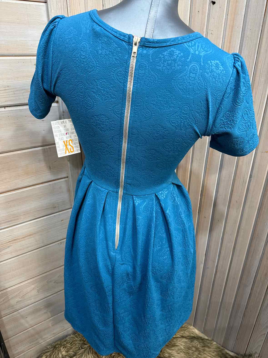 XS - LuLaRoe Dress