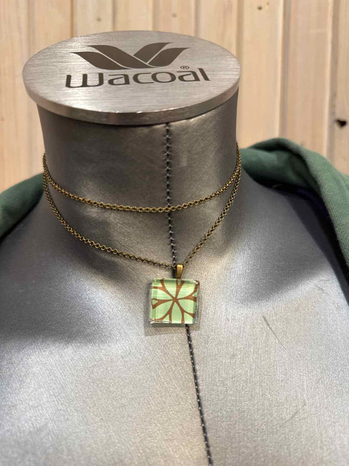 Jewelry - Unbranded Necklace