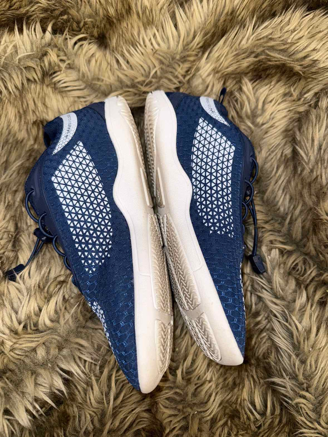 9/9.5 - HIKE Footwear Athletic Shoes