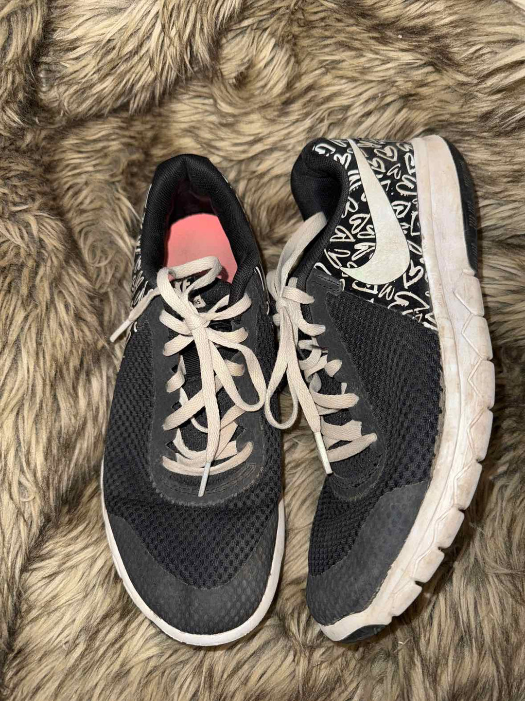 5.5 - Nike Shoe
