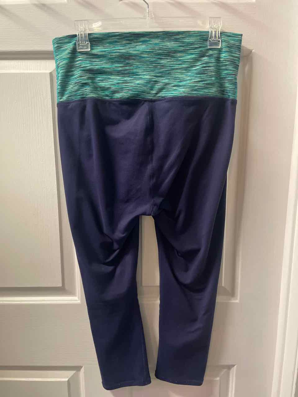 M - Fabletics Legging