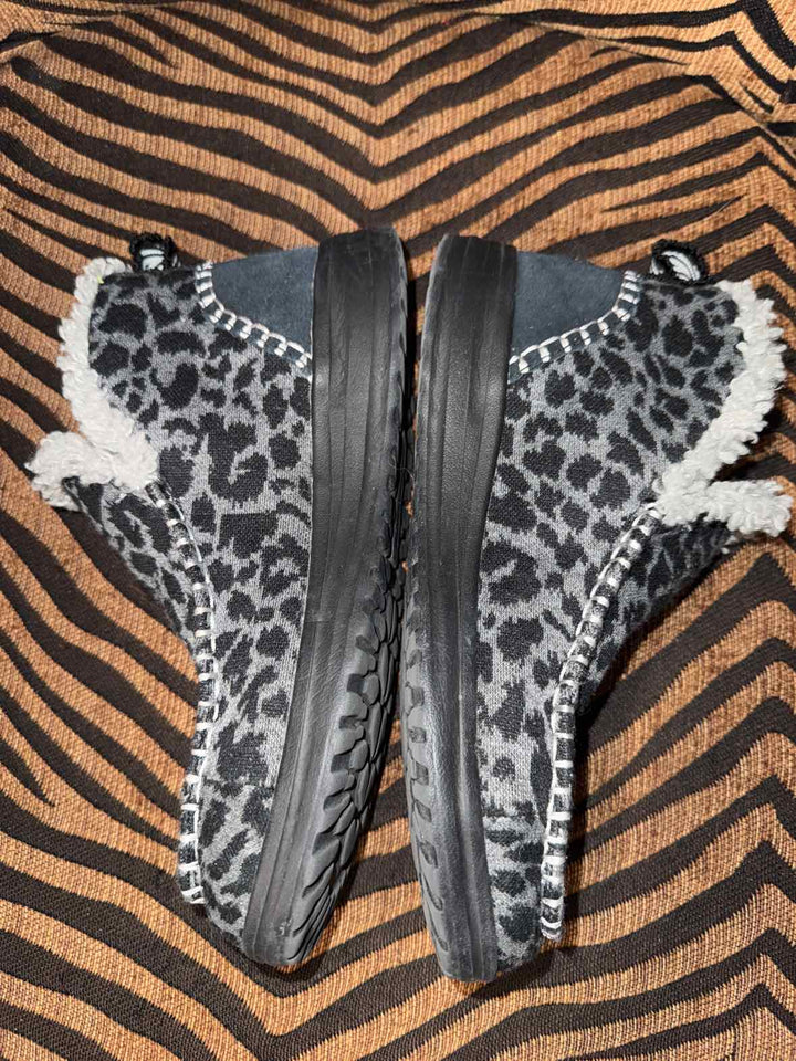 9W - Hey Dude Slip-on