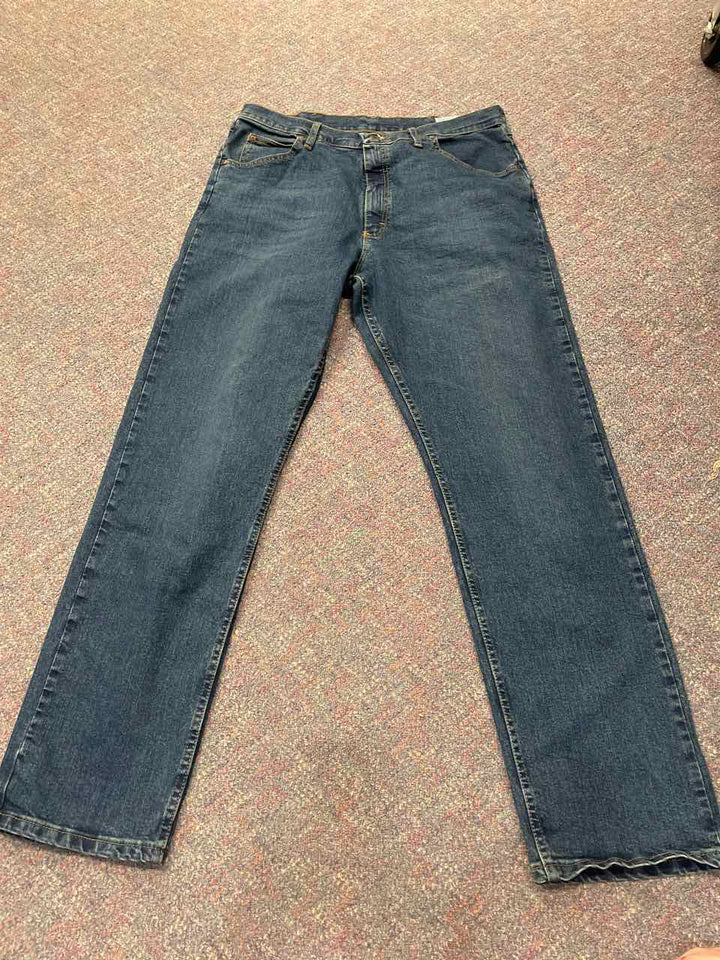 36/34 - Wrangler Jeans