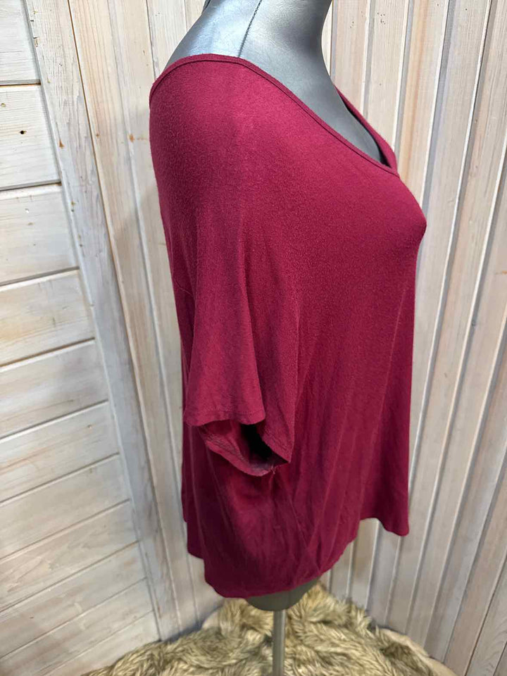 2 - Maurices T-Shirt