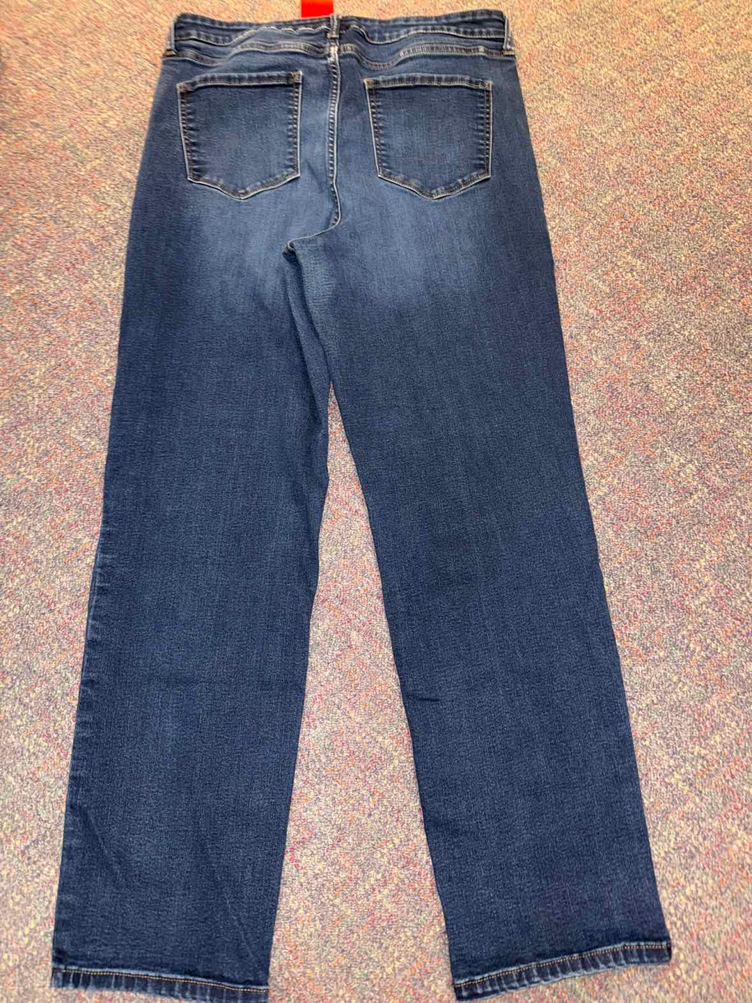 16 - Nine West Jeans