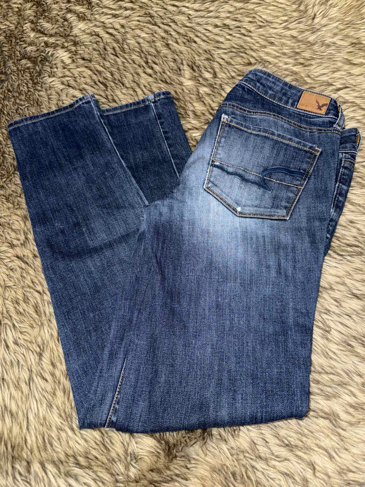 6 - American Eagle Jeans