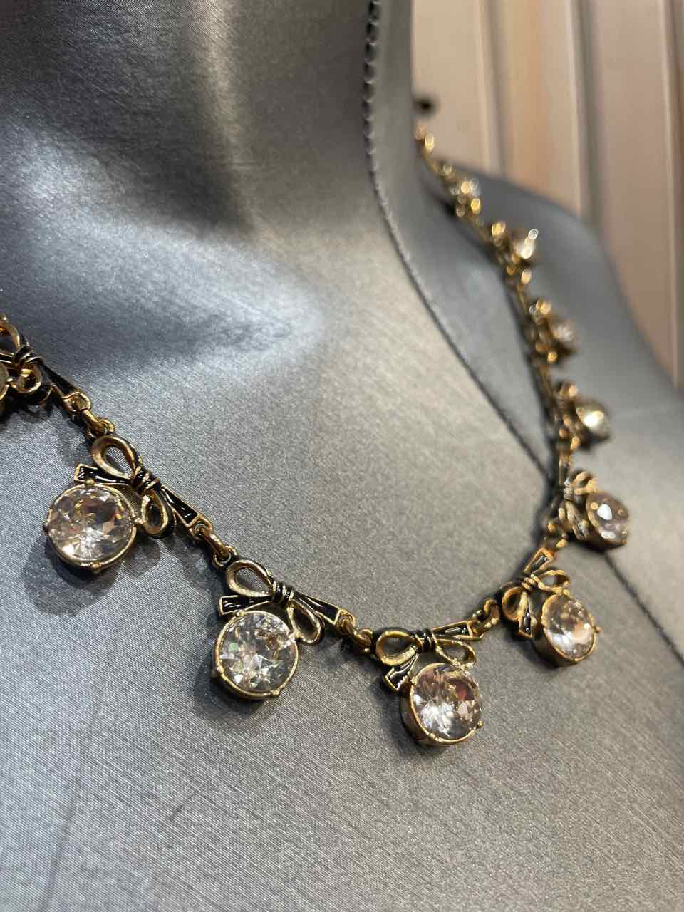 Jewelry - Ann Taylor Necklace