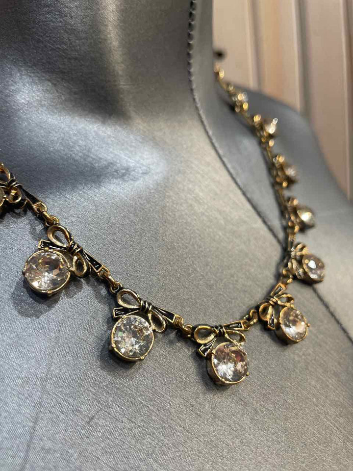 Jewelry - Ann Taylor Necklace
