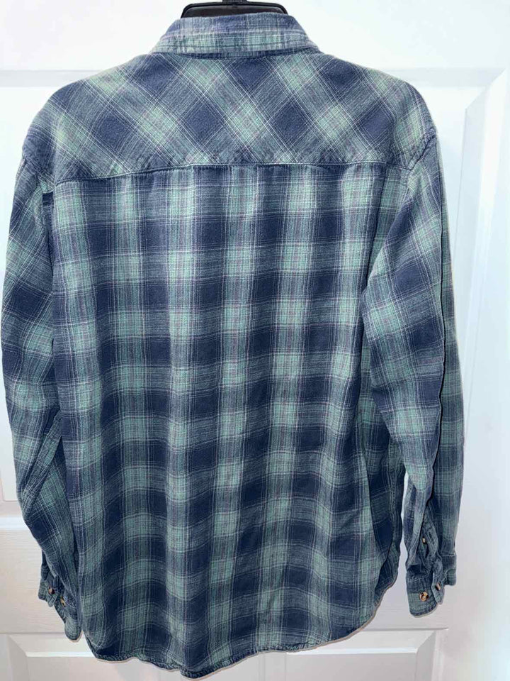 LT - Noble Outfitters Long Sleeve Button Up