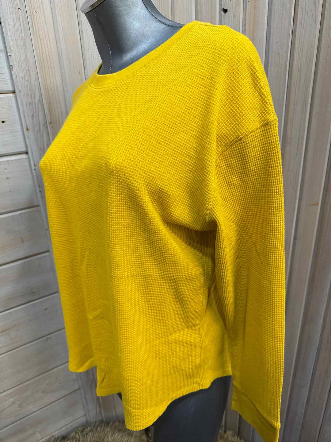 XL - Time and Tru Long Sleeve