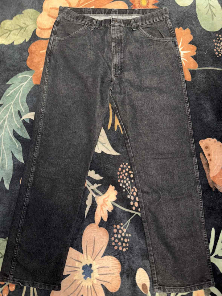 38/32 - Wrangler Jeans