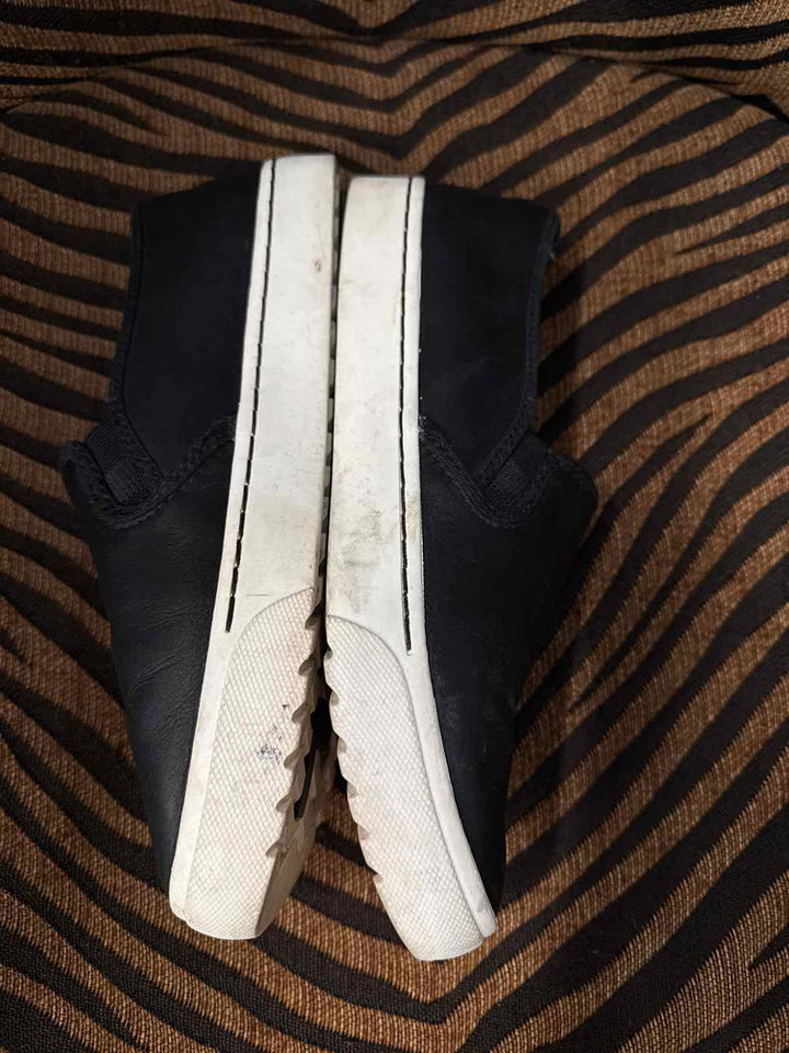 8.5 - Sorel Slip-on