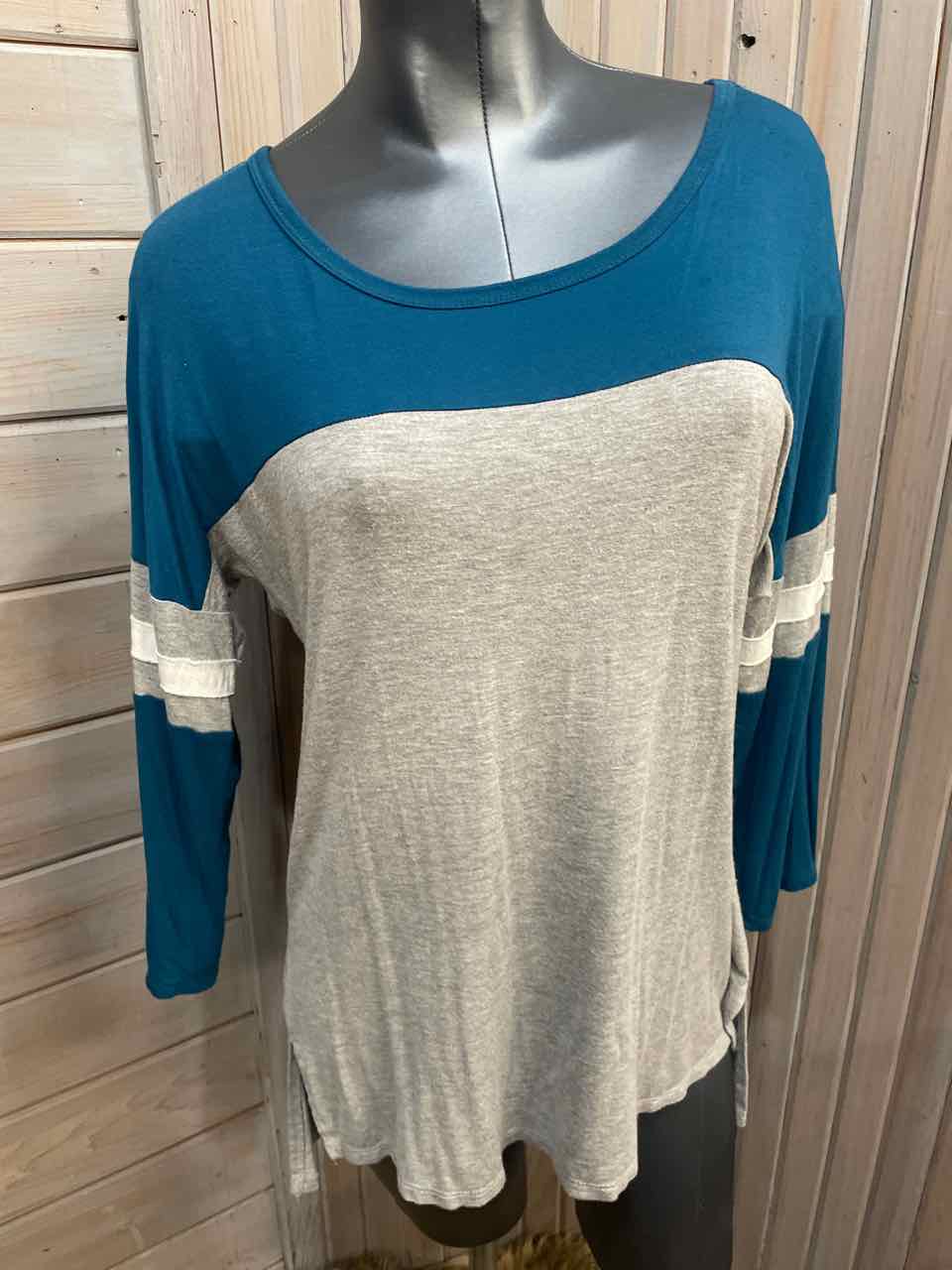 L - Maurices 3/4 Sleeve