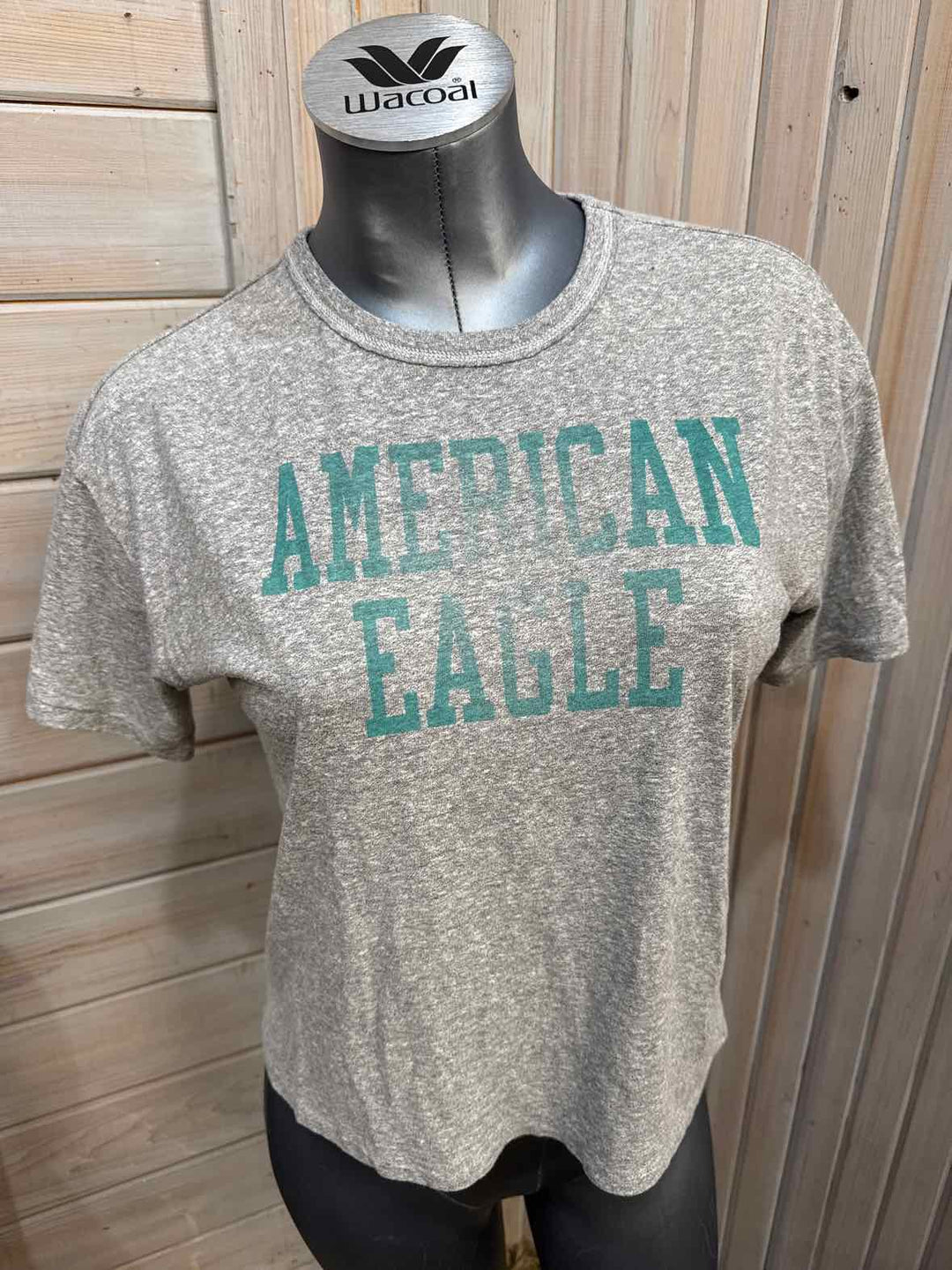 XS - American Eagle T-Shirt