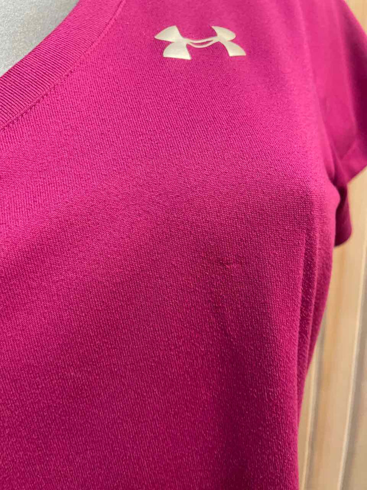 M - Under Armour T-Shirt