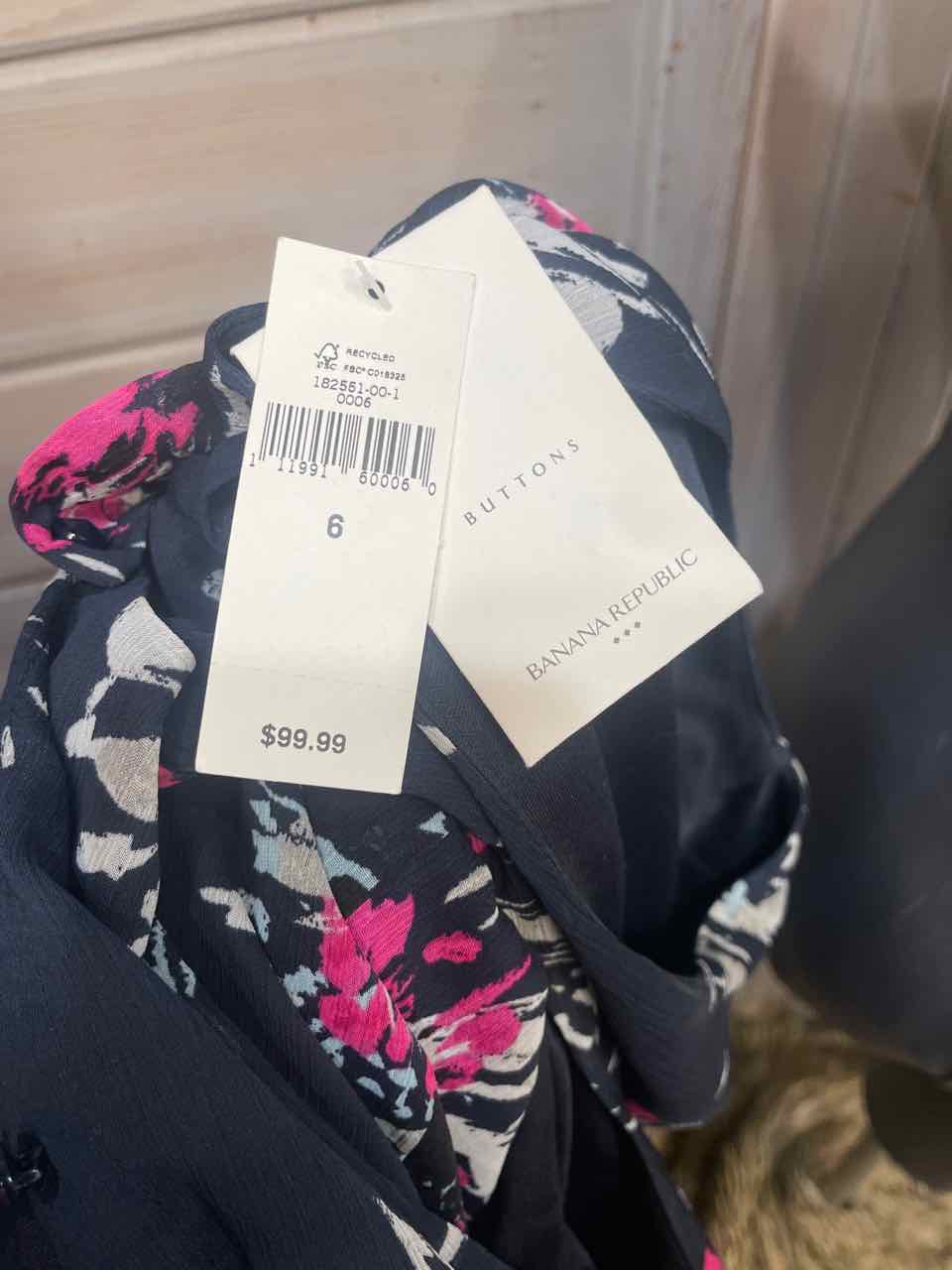 6 - Banana Republic Dress