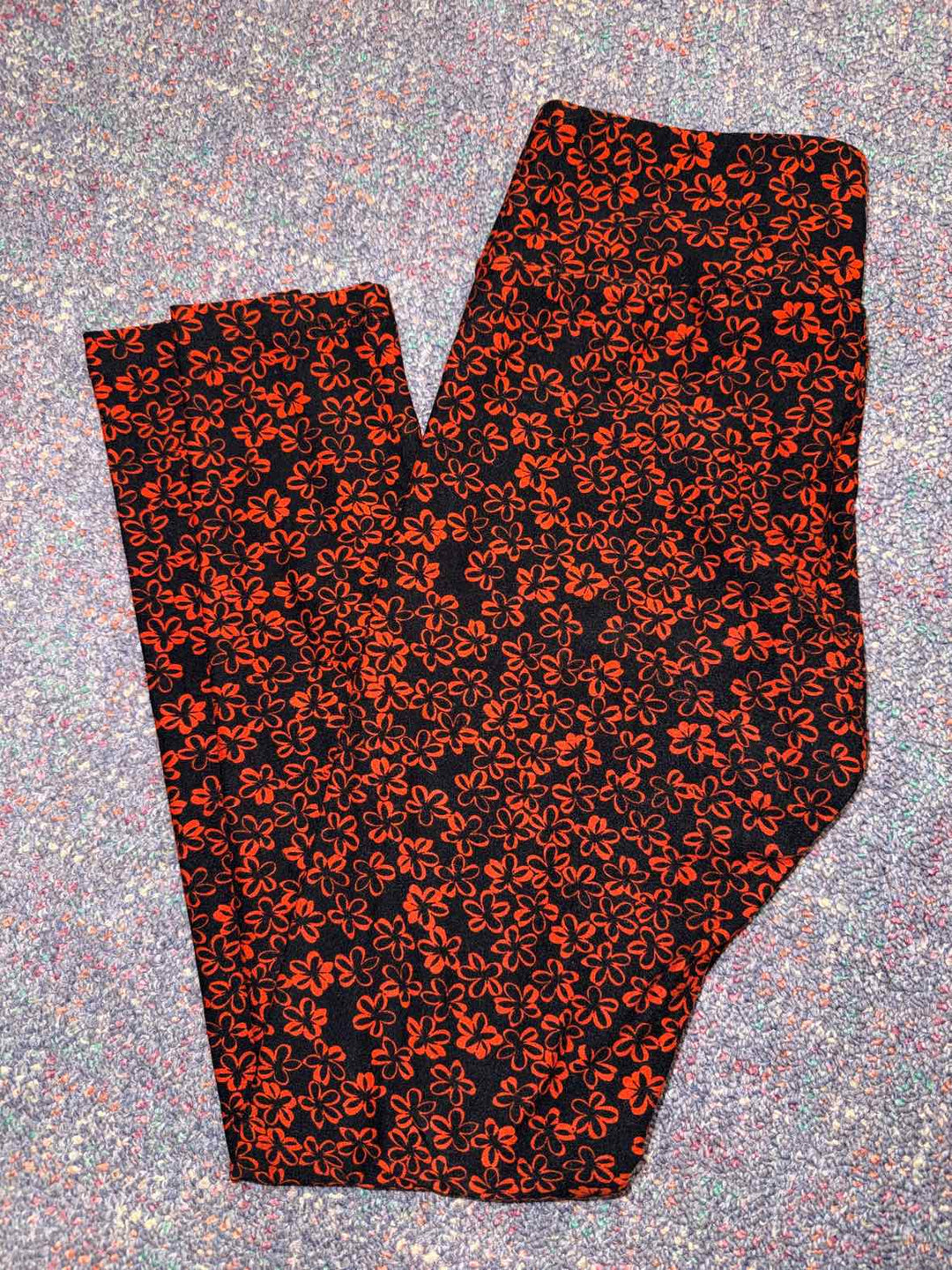 One Size - LuLaRoe Leggings