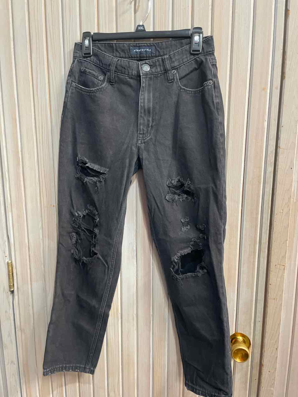 4 - American Eagle Jeans