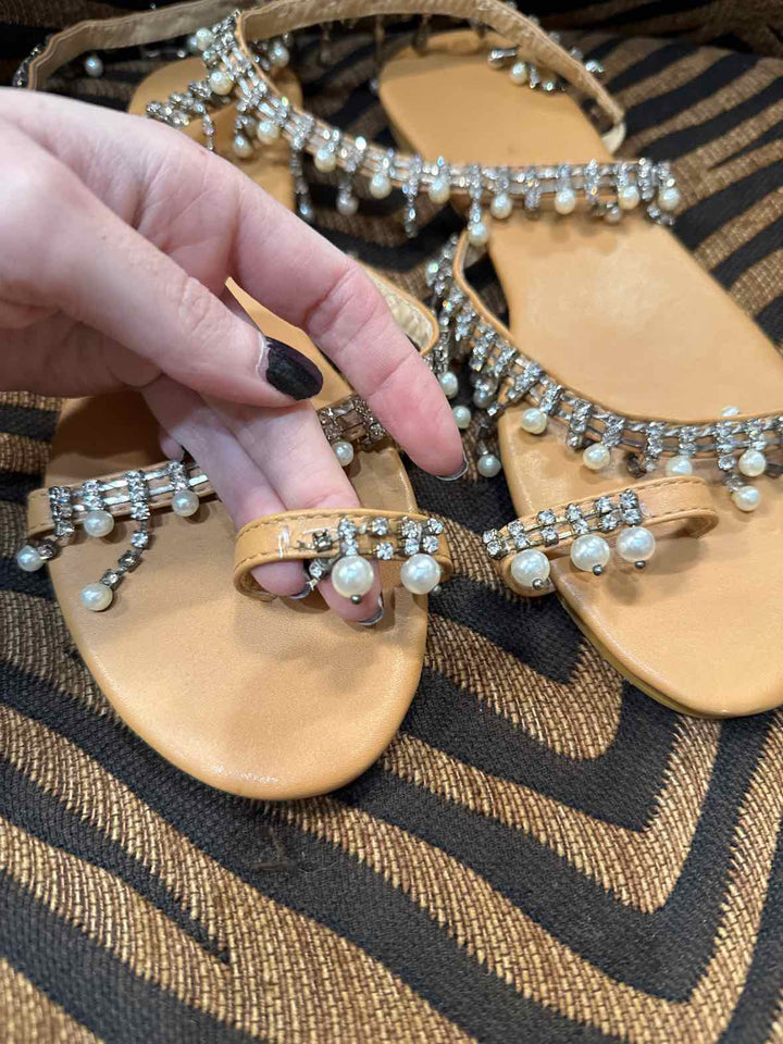 8.5 - Corkys Sandals