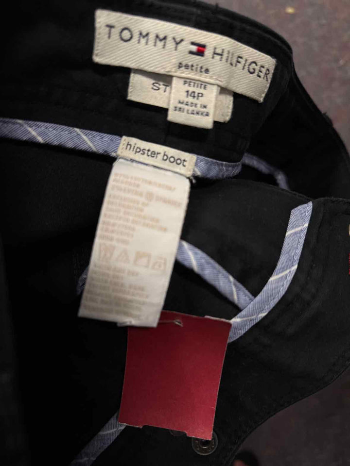 14 - Tommy Hilfiger Pants