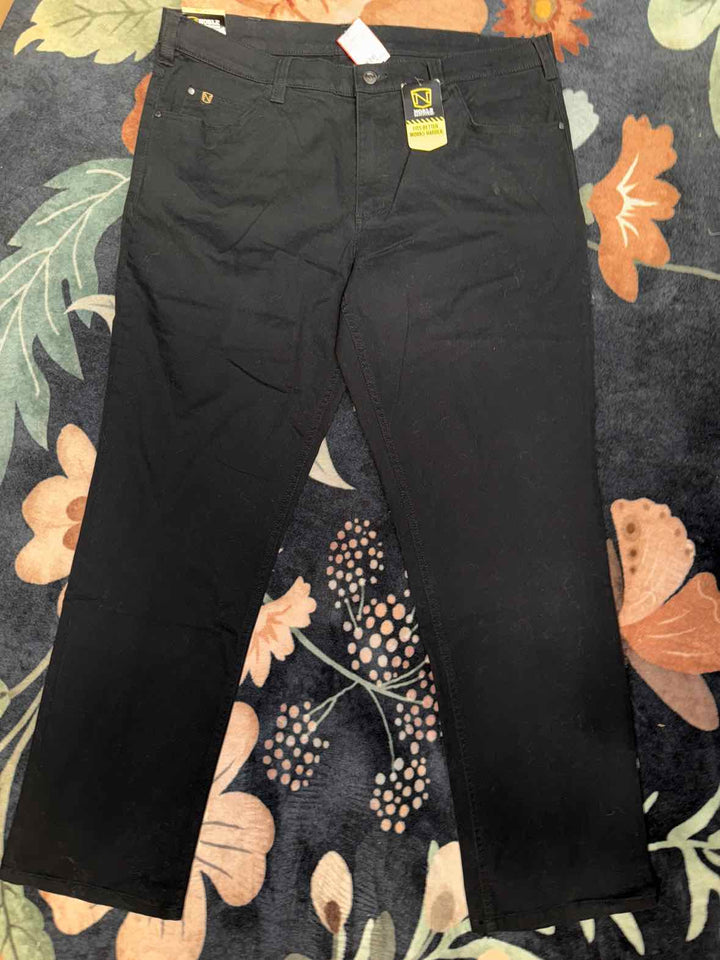 38/32 - Noble Outfitters Slacks