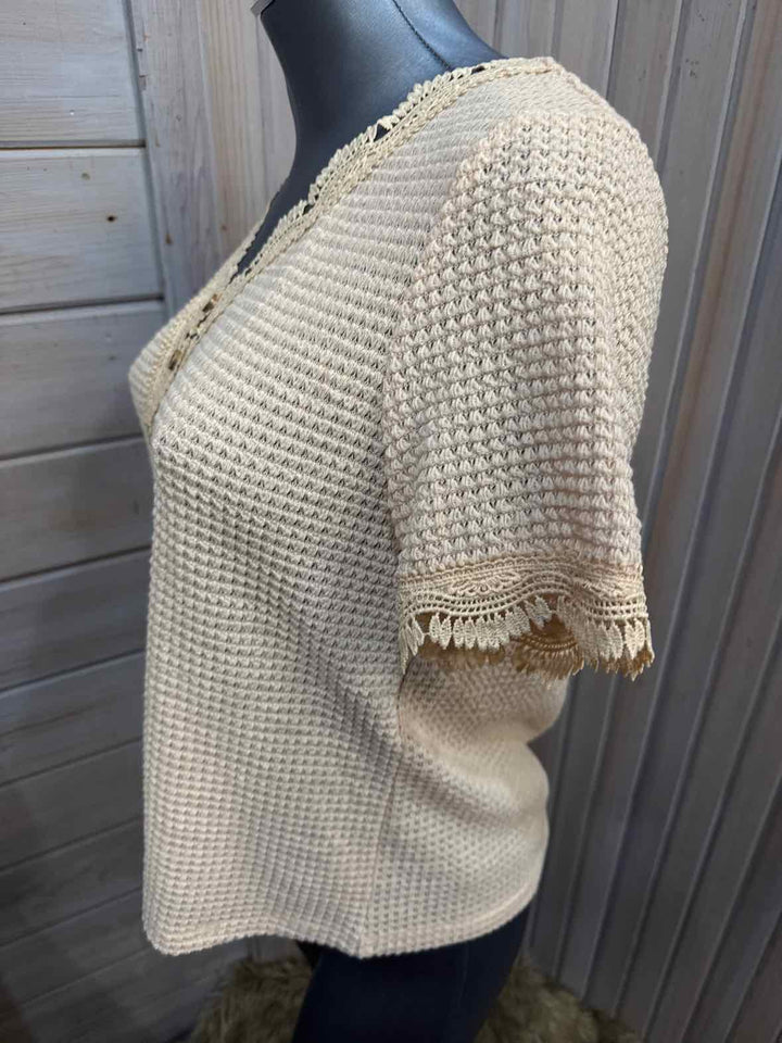 S - Cupshe T-Shirt